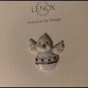 Lenox Spring Chick Pin